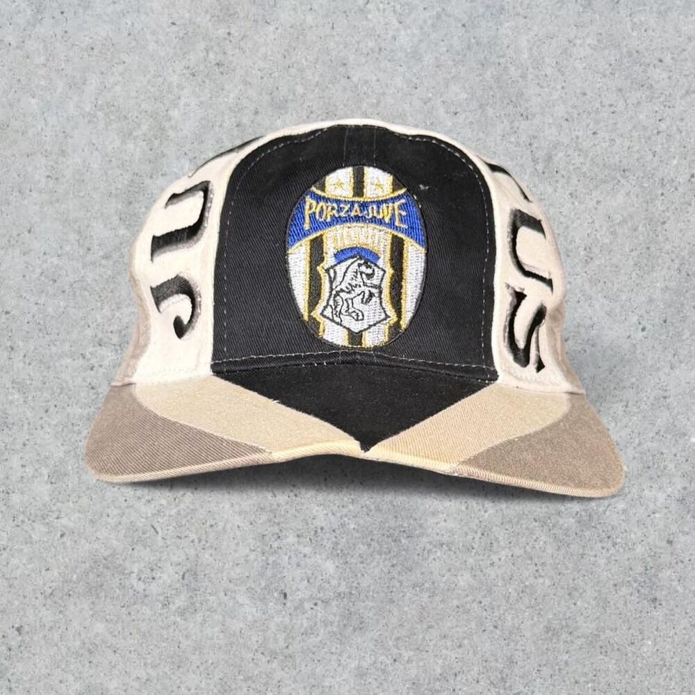Vintage 90’s Juventus Italian Soccer / Football Club SnapBack Hat
